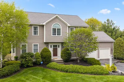 20 Rockwell Dr 1