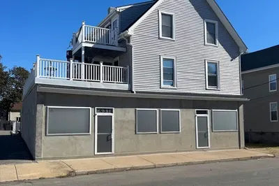 431-433 Chatham St 1