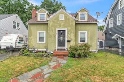 35 Merrimac Ave