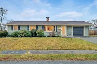 99 Poole Cir 1