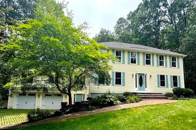 8 Vermont Rd 1