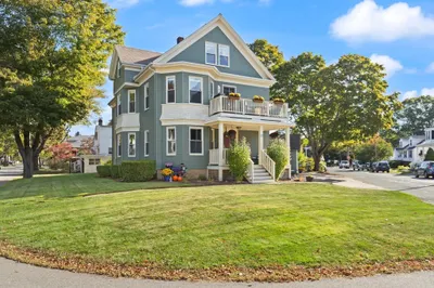 12 Newbury St 1
