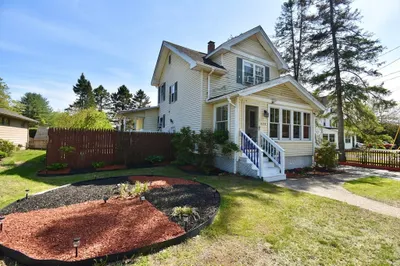 529 Mill St
