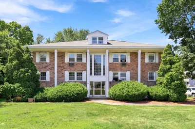 53 N Billerica Rd #8