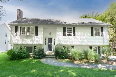 238 Hampton St