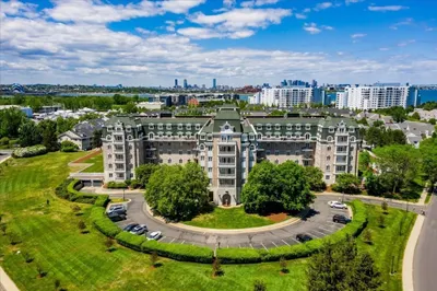 100 Marina Dr. #105 1