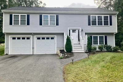 4 Lancaster Rd