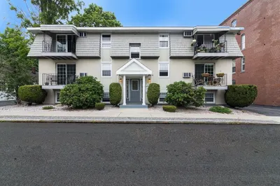 13 Summer Street #10 1