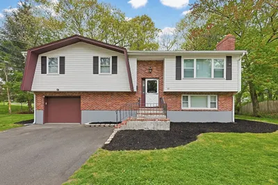 37 Roberta Avenue