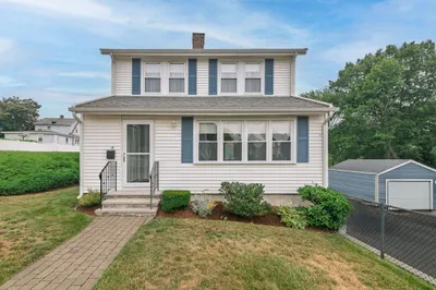 19 Newton Ave