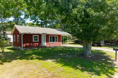 16 Hartwell Dr 1