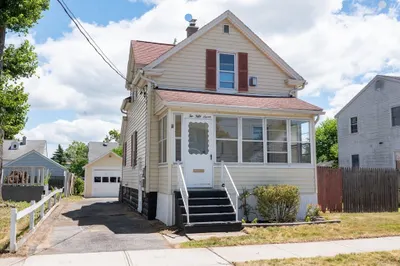 257 Redlands Street