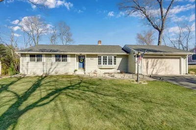 95 Dunsany Dr 1