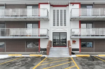 126 Beaver Street #44 1