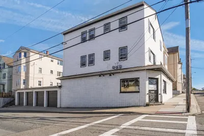284 Broadway 1
