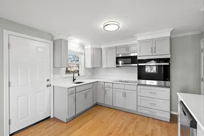 2 Starbird Ave #2