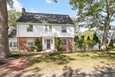 35 Kingston Rd