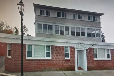 552 Main Street #5 1