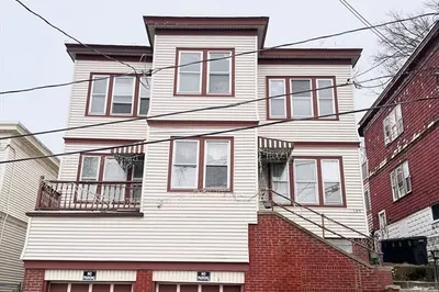 139 Grove St 1