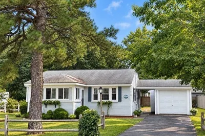 11 Lawrence Road 1