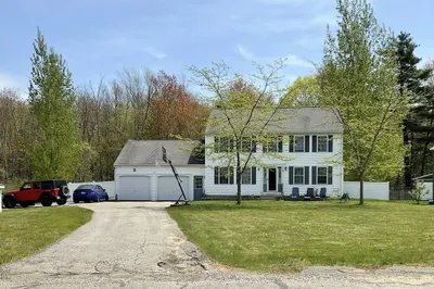 13 Minuteman Dr 1