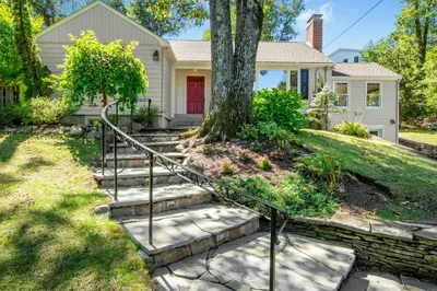 71 Brookside Rd