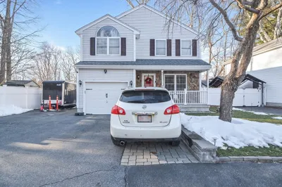 6 Danielle Dr 1