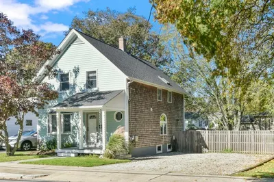 94 Turner Ave 1