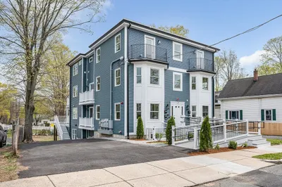 48 Village St #2001 1