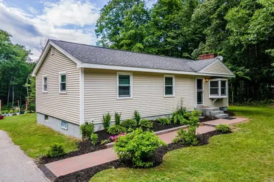 378 Stafford St 1