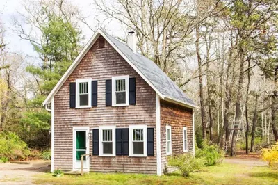 988 Old Falmouth Road