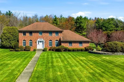 144 South Brook Rd 1