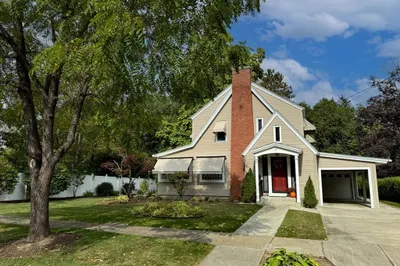 18 Crocker Ave 1