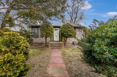 34 Mildred Ave