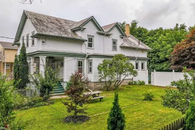 29 Mt. Vernon Street