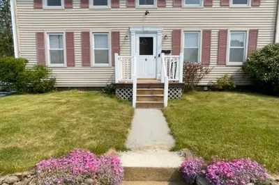 9 N Common St #4 1