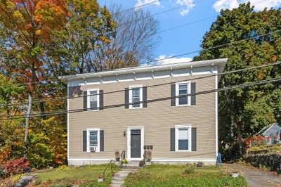 104 Tenth St #1R 1