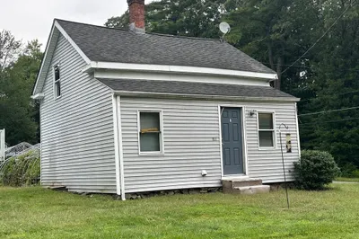 243 River Rd W #1
