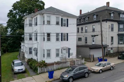 610 Bradford Ave 1