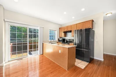 5 Oakes Cir #5 1
