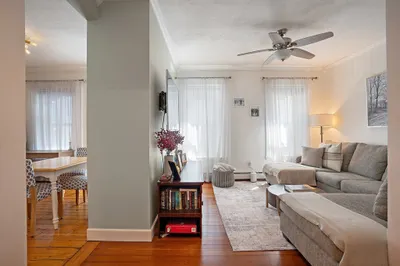 1 Bartlett St #2 1