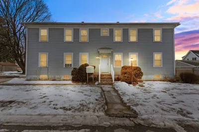 5 Agawam St 1