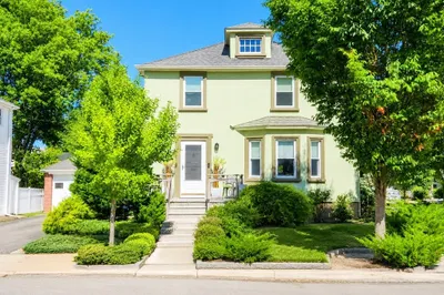311 Temple St #1 1