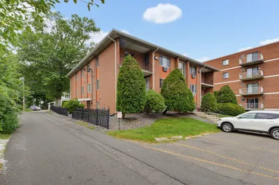 139 Pleasant St #C-12 1