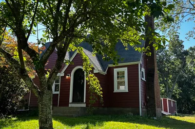 96 Adams Street 1