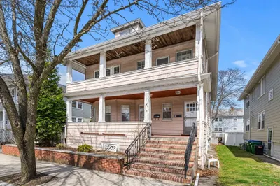 52-54 Woodrow Ave