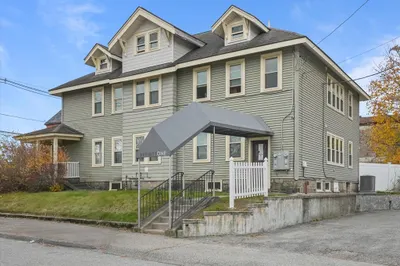 37-39 Main St