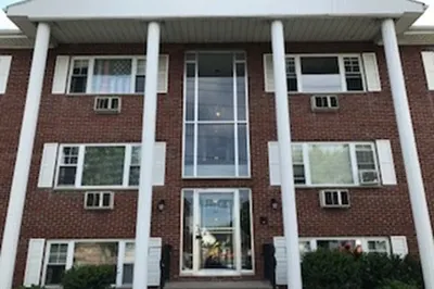 924 Main Street #15 1