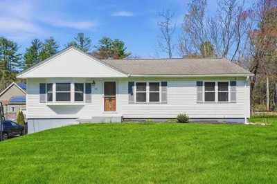 142 Sutton Ave