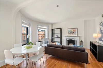 683 Massachusetts Ave #4